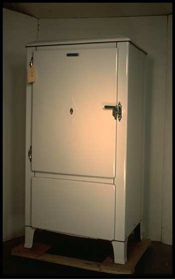 8 cu.ft. household refrigerator
